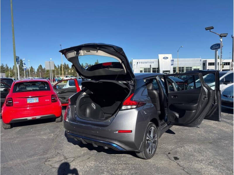 2020 Nissan LEAF SL PLUS