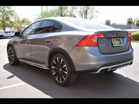 2016 Volvo S60 Cross Country T5 Platinum