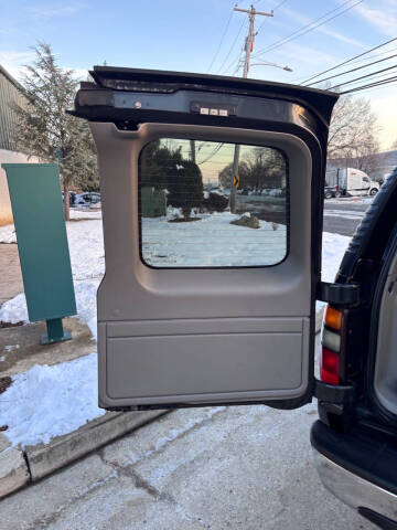 2004 Chevrolet Suburban 1500 LT