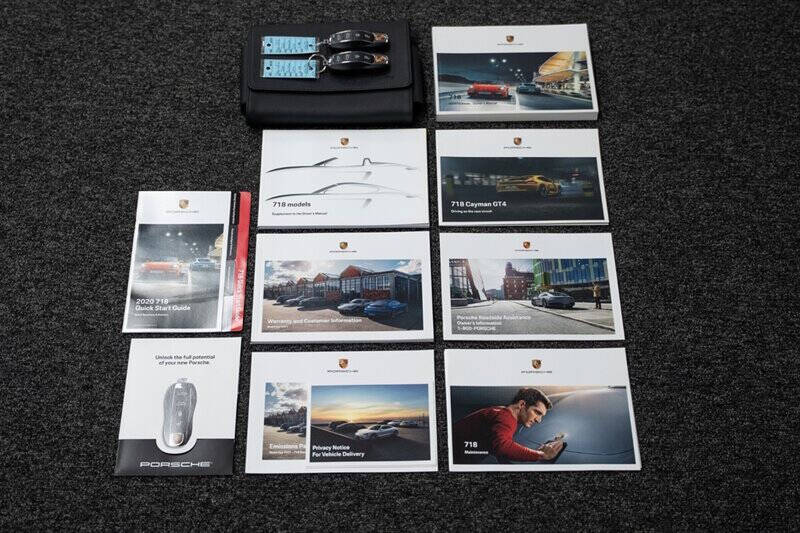 2021 Porsche 718 Cayman GT4