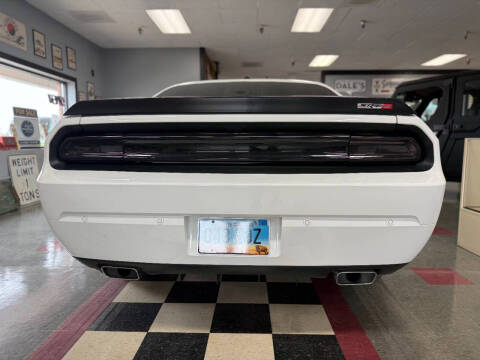 2014 Dodge Challenger SRT8 Core