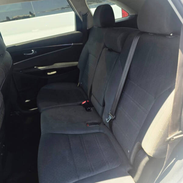 2020 Kia Sorento S V6