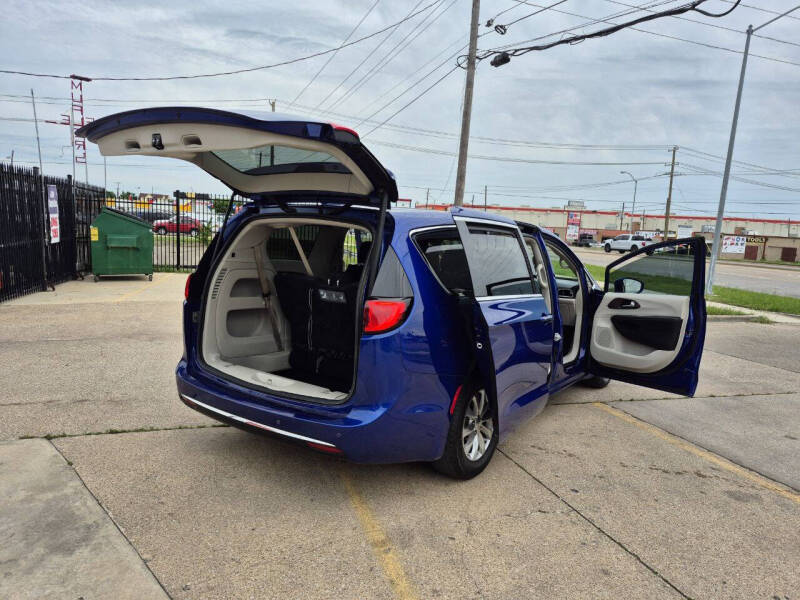 2019 Chrysler Pacifica Touring Plus