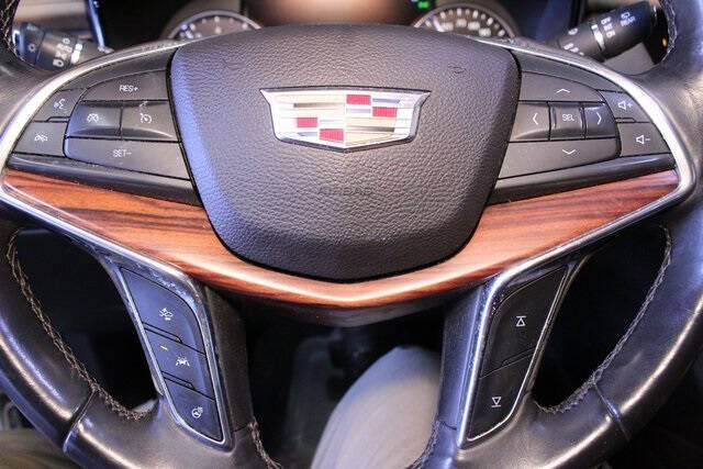 2017 Cadillac XT5 Platinum