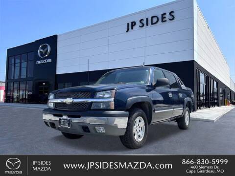 2005 Chevrolet Avalanche for sale at JP Sides Mazda in Cape Girardeau MO