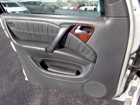 2003 Mercedes-Benz M-Class ML 320