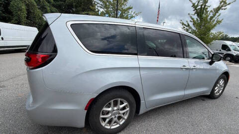 2024 Chrysler Pacifica Touring L