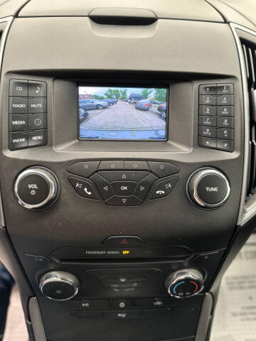 2017 Ford Edge SE