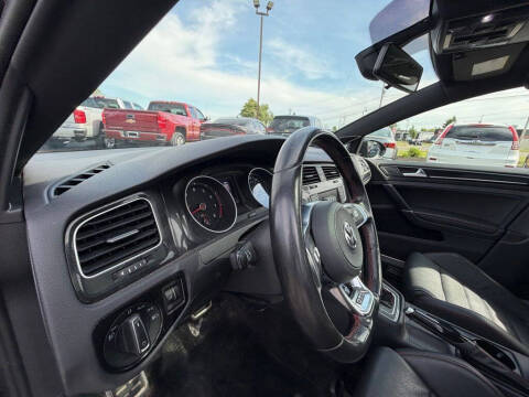2017 Volkswagen Golf GTI SE