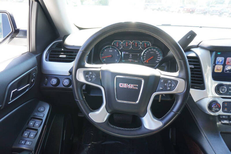2017 GMC Yukon XL SLE