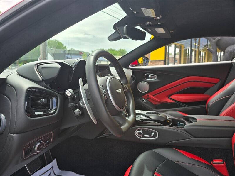 2020 Aston Martin Vantage