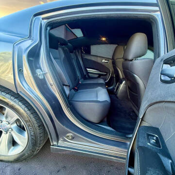 2016 Dodge Charger SXT