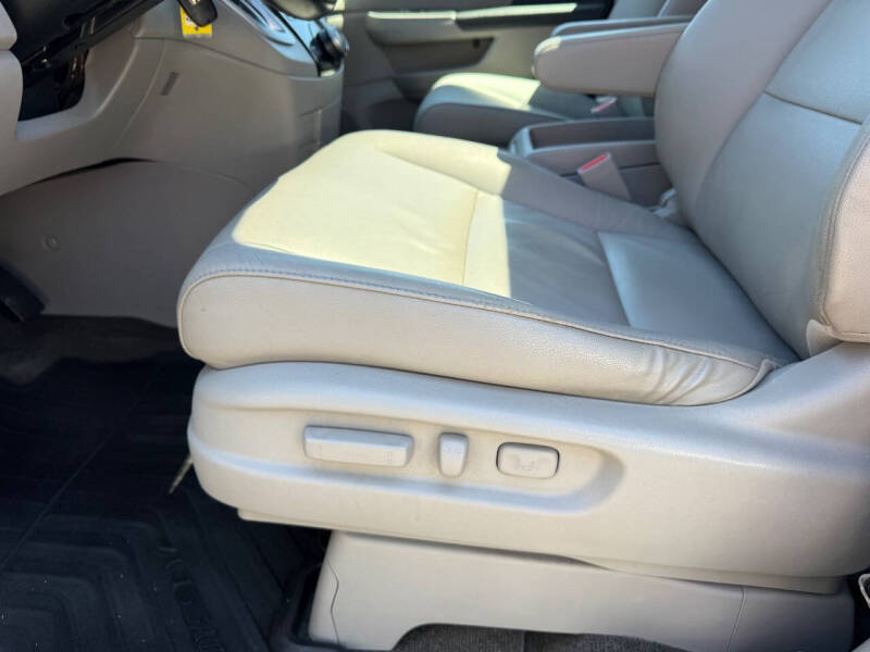 2012 Honda Odyssey EX-L w/DVD