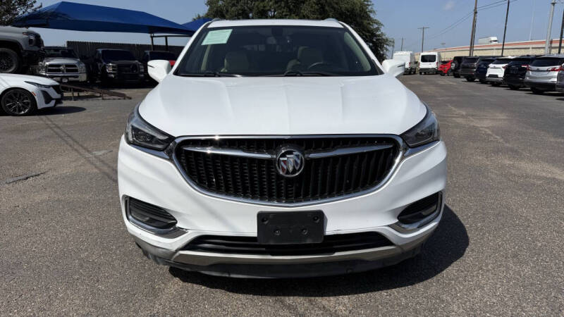 2020 Buick Enclave Essence