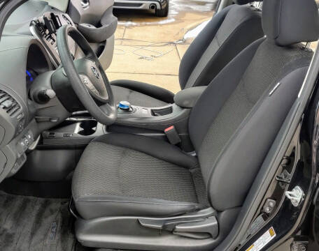 2016 Nissan LEAF S-24