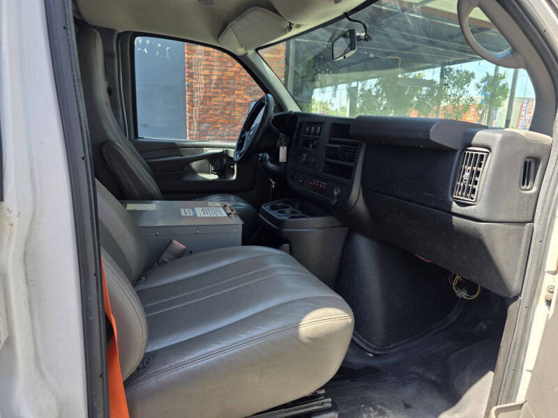 2014 Chevrolet Express 2500