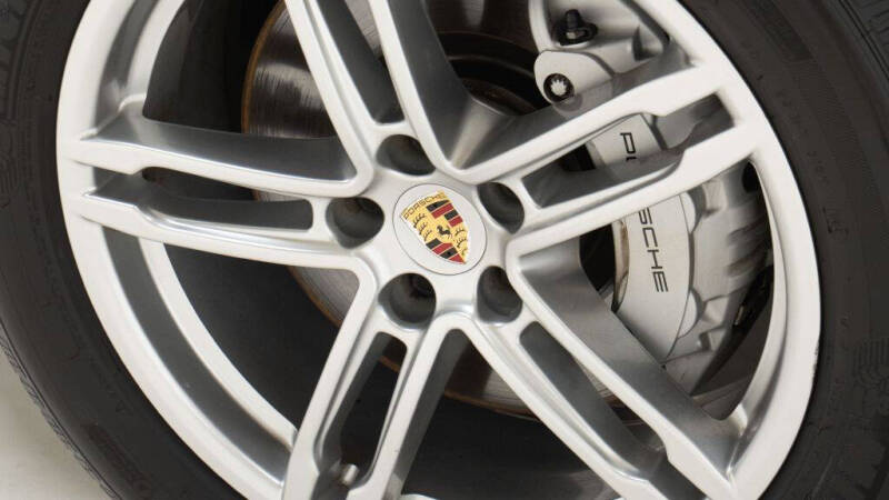 2015 Porsche Macan S