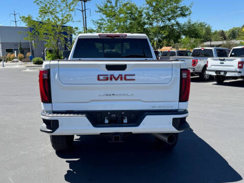 2025 GMC Sierra 3500HD