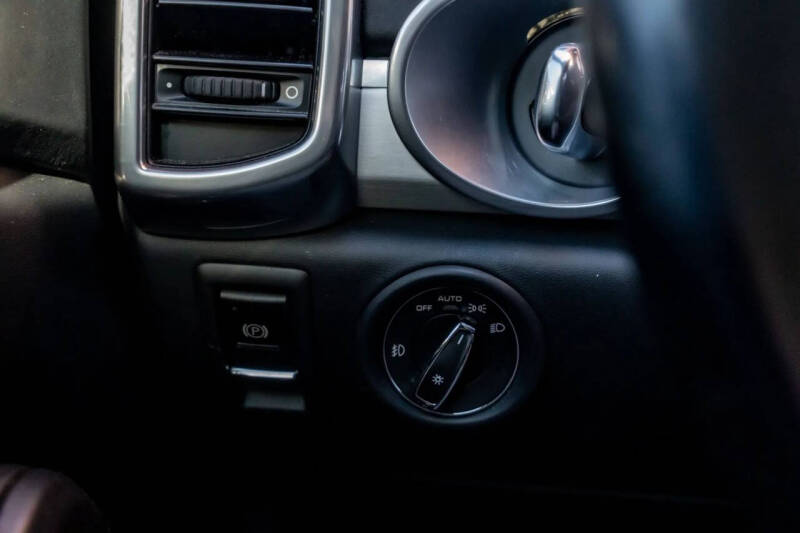 2015 Porsche Cayenne Turbo