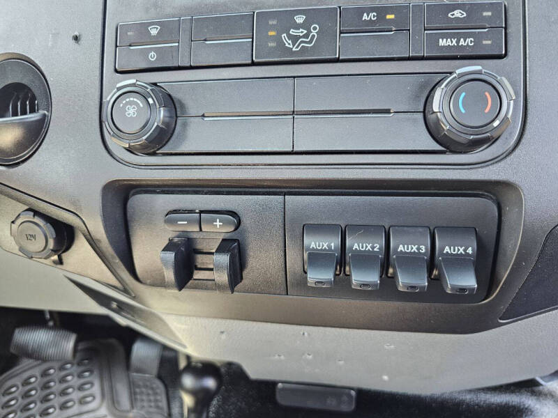 2013 Ford F-550 Super Duty