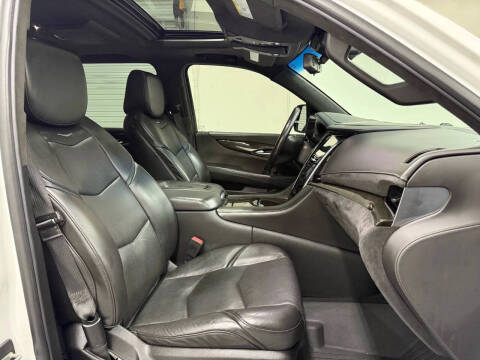 2019 Cadillac Escalade Platinum