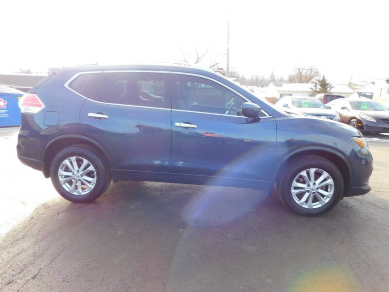 2016 Nissan Rogue SV