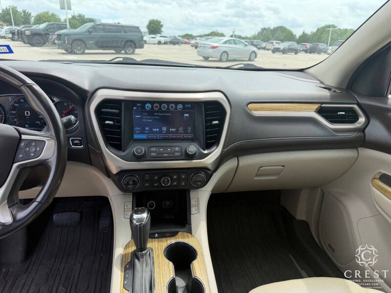 2019 GMC Acadia Denali