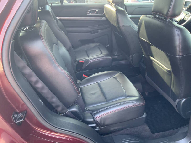 2018 Ford Explorer Sport