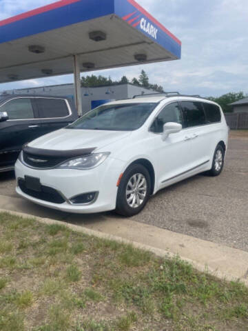 2017 Chrysler Pacifica Touring Plus