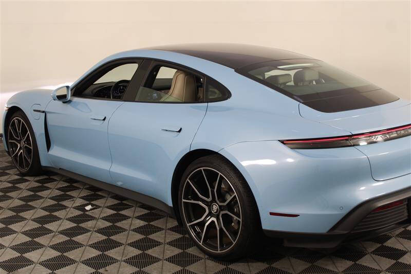 2022 Porsche Taycan