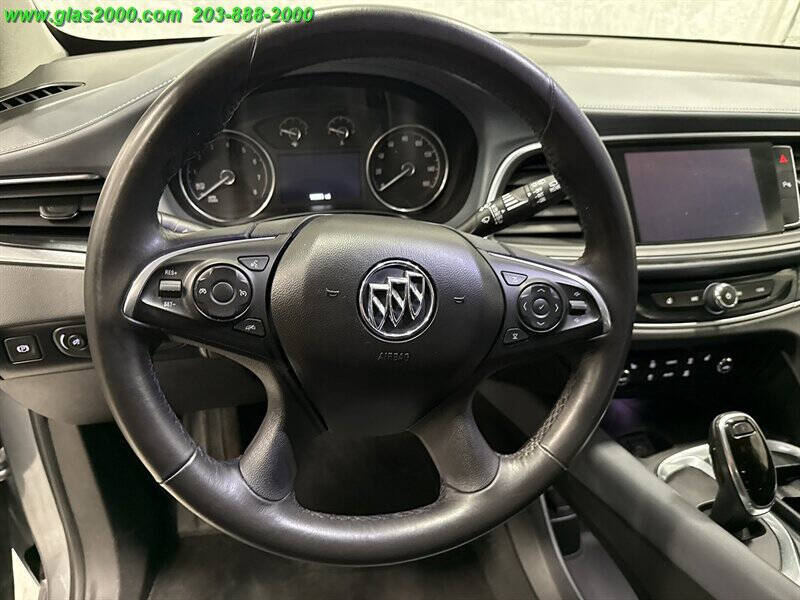 2019 Buick Enclave Essence