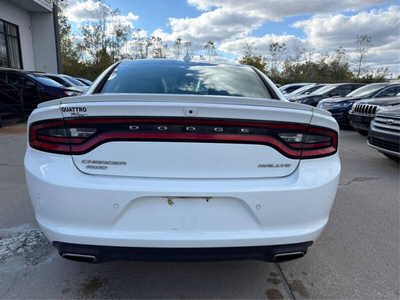 2016 Dodge Charger SXT