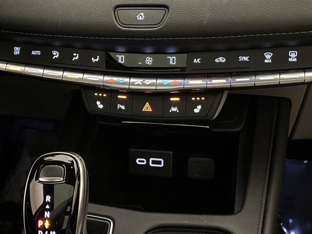 2023 Cadillac XT4 Luxury