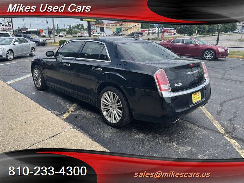 2011 Chrysler 300 Limited