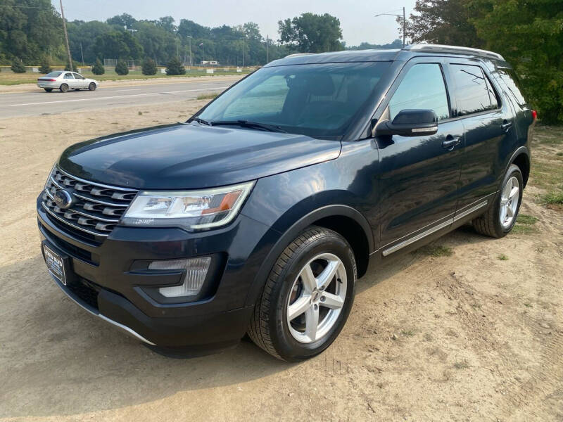 2017 Ford Explorer for sale at Lewis Blvd Auto Sales in Sioux City IA