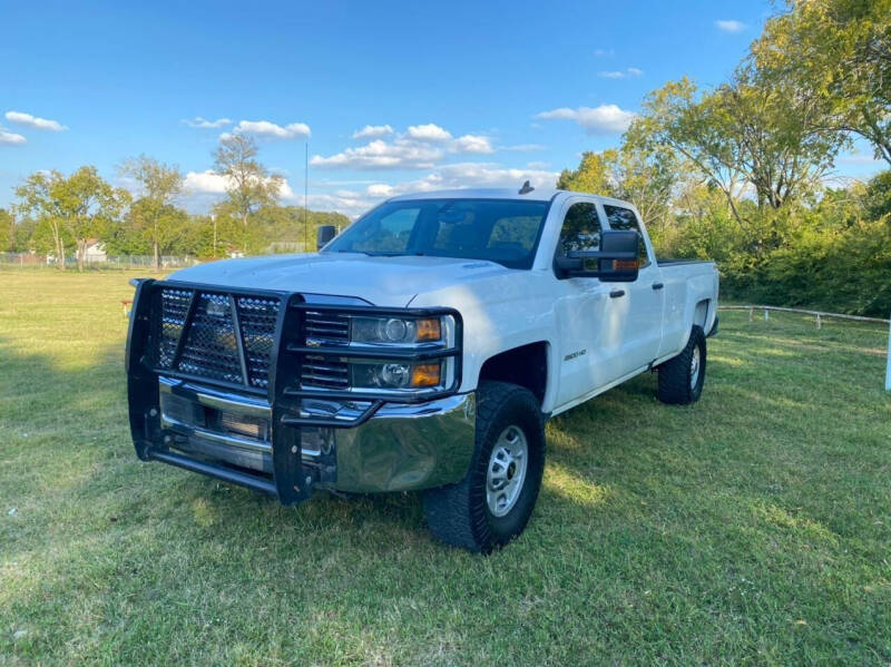 2016 Chevrolet Silverado 2500HD for sale at LA PULGA DE AUTOS in Dallas TX