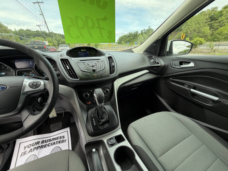 2015 Ford Escape SE