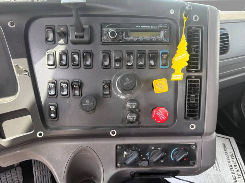2016 Freightliner M2 112