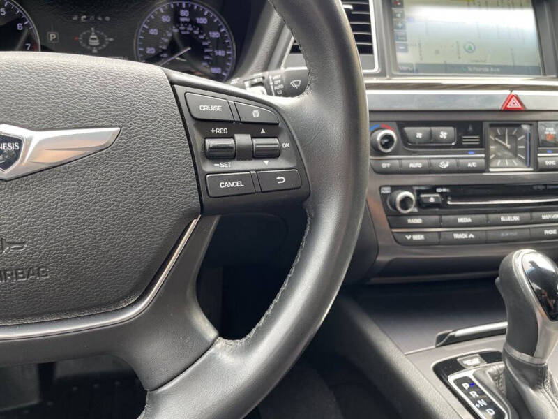 2015 Hyundai Genesis