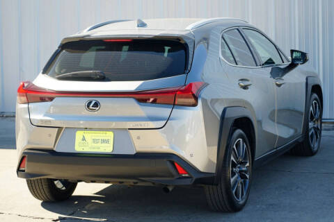 2022 Lexus UX 200