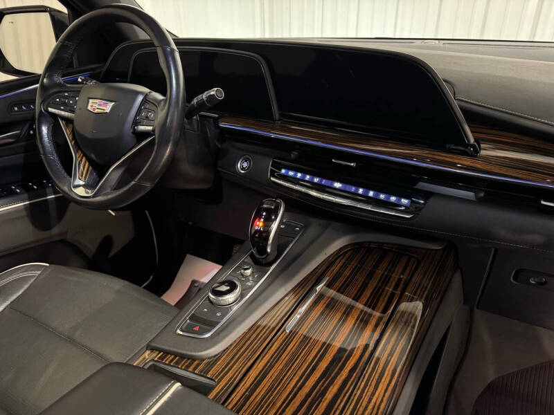 2021 Cadillac Escalade ESV Premium Luxury photo 8