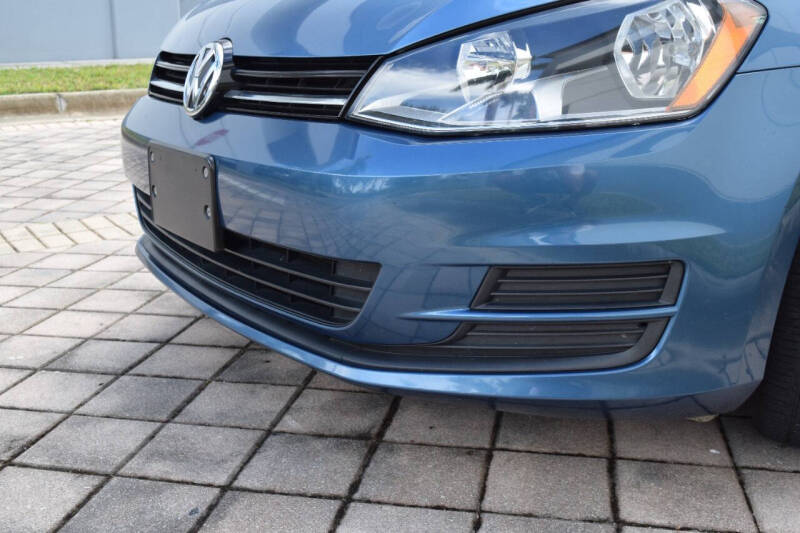 2015 Volkswagen Golf TDI SE