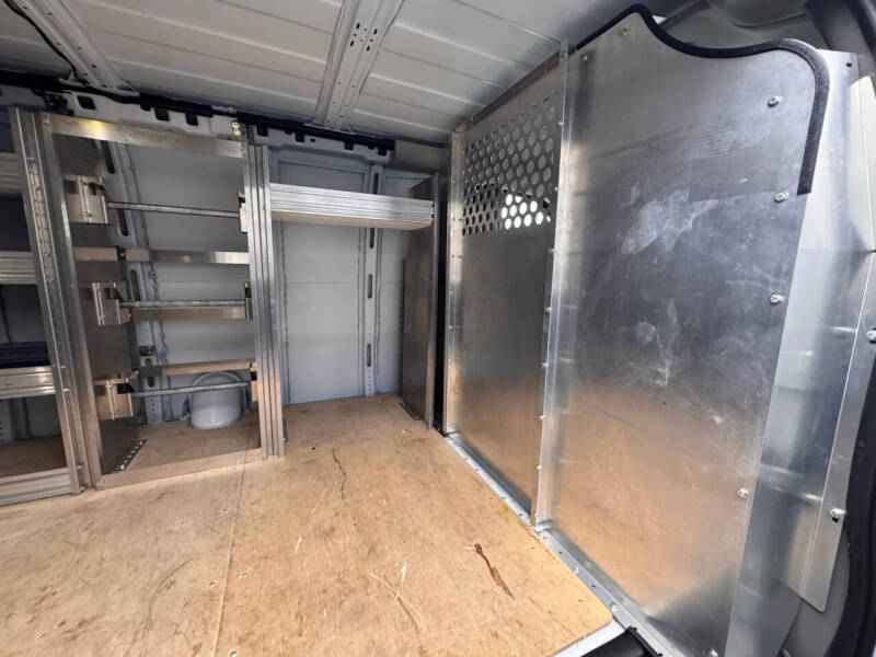 2025 Chevrolet Express 2500