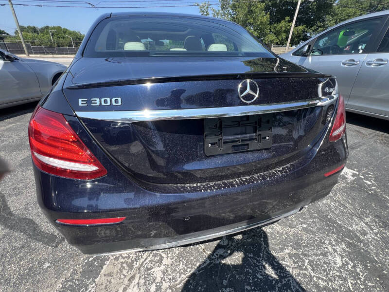 2017 Mercedes-Benz E-Class E 300 4MATIC