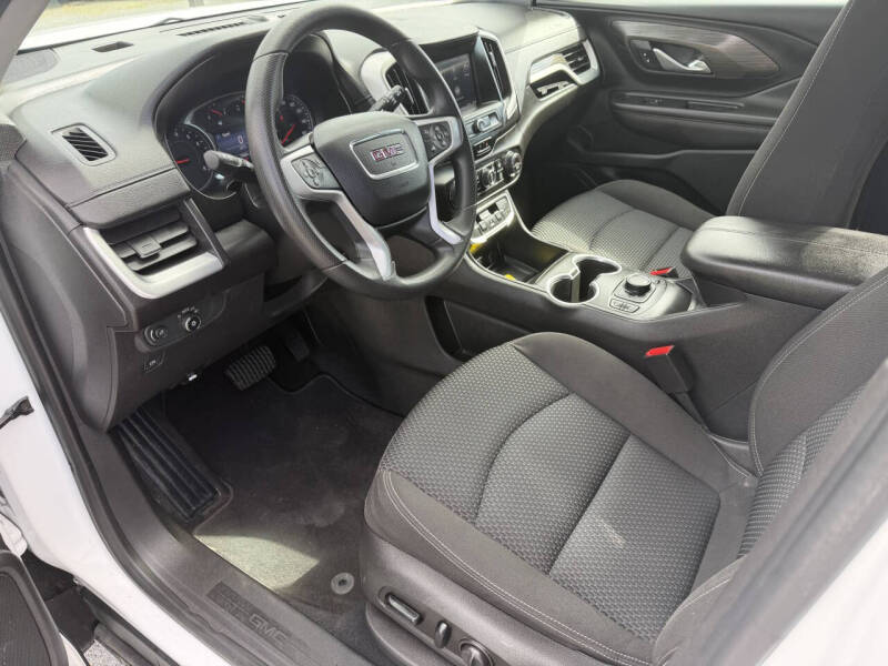 2022 GMC Terrain SLE