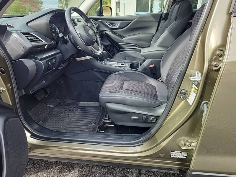 2023 Subaru Forester Premium