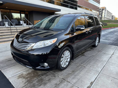 2013 Toyota Sienna Limited 7-Passenger