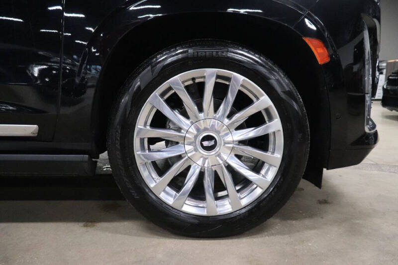 2022 Cadillac Escalade ESV Premium Luxury