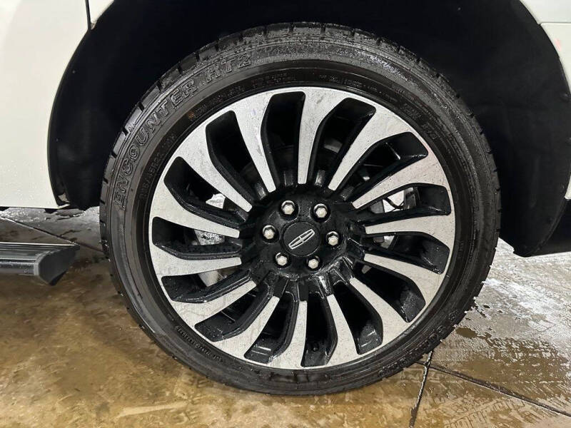 2023 Lincoln Navigator L Black Label