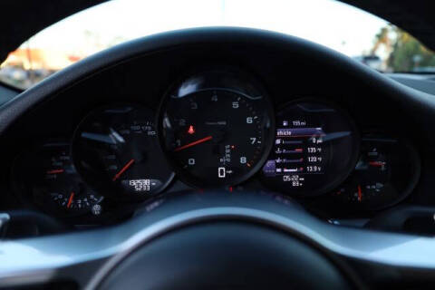 2017 Porsche 911 Carrera 4